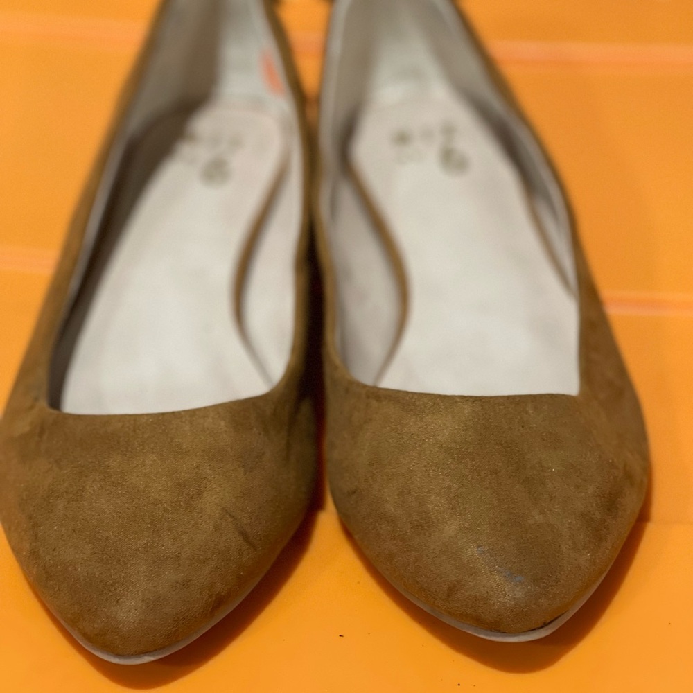 Mix No. 6 Tan Women's Flats